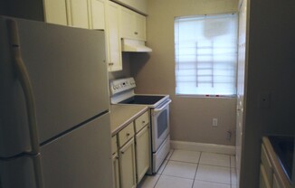 4 beds, 1 bath, $1,700