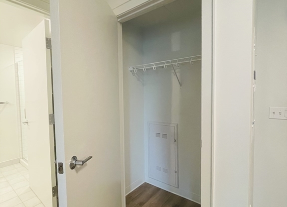 1 bed, 1 bath, 653 sqft, $3,500, Unit 507