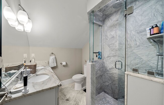3 beds, 2.5 baths, 1,757 sqft, $4,500, Unit 3