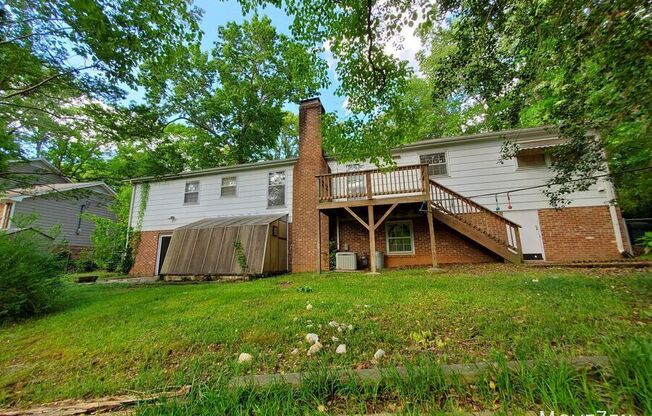 812 AUTUMN CT