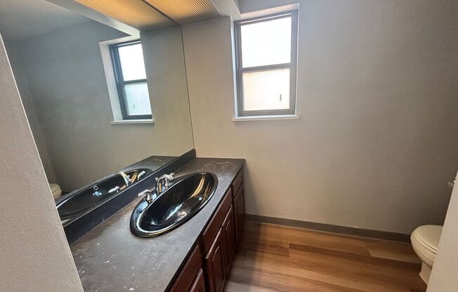 1 bed, 1 bath, 750 sqft, $1,499, Unit 6236 Fifth Ave. #205C