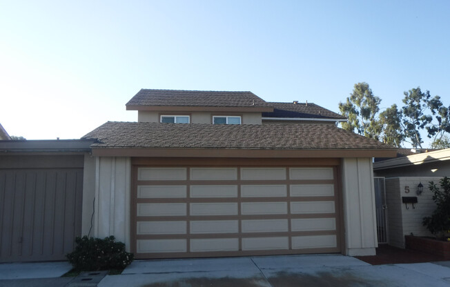 University Park Home! 4 Bedroom 2 Bath Attached Townhouse,