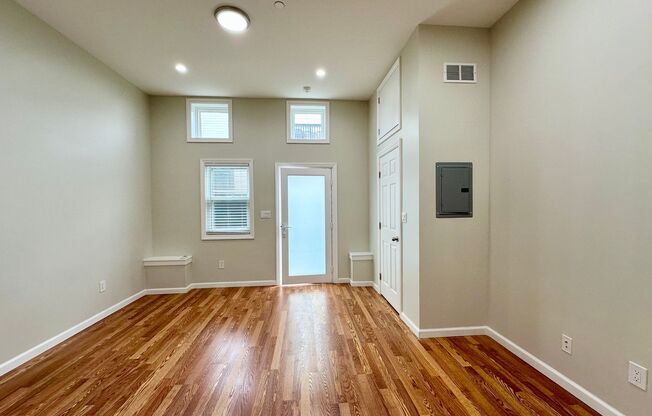 Studio, 1 bath, $2,495, Unit #13