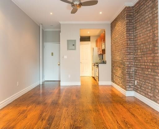 1 bed, 1 bath, $3,995, Unit 11