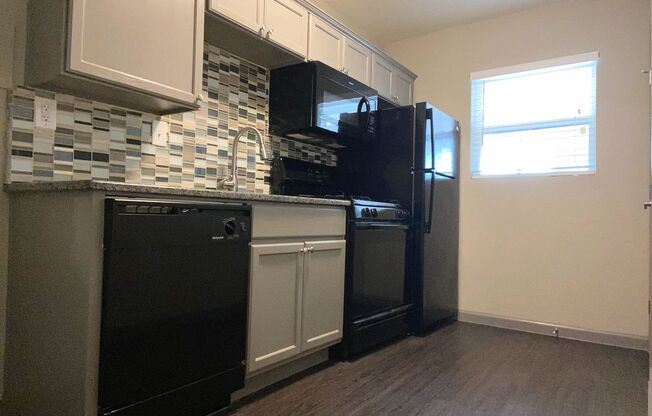 Studio, 1 bath, $1,175, Unit # 19