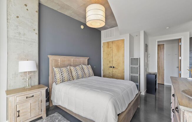1 bed, 1 bath, $2,295, Unit Unit 1816