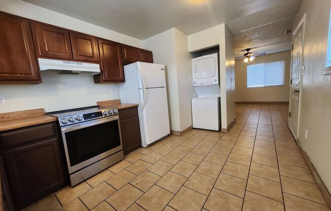 1019 MAZATLAN CIRCLE