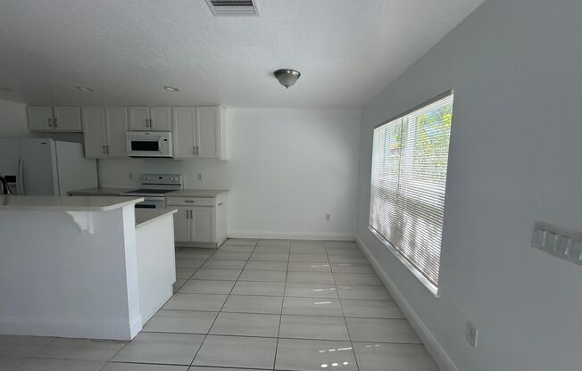 3 beds, 2 baths, $1,850