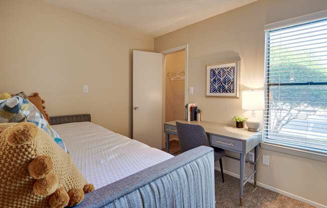Gorgeous Bedroom at Indian Creek Apartments, Carrollton, 75007