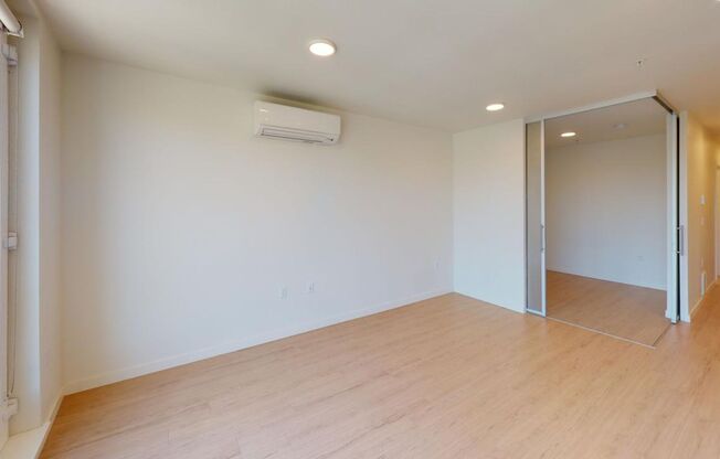 1 bed, 1 bath, 520 sqft, $2,115, Unit 517