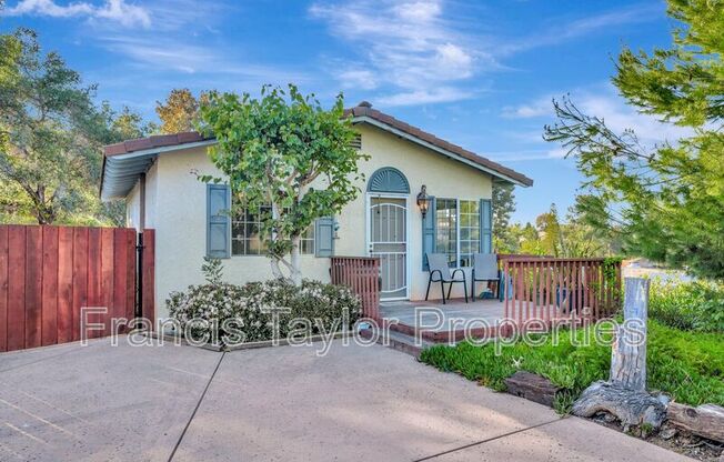 1129 RISING HL WAY