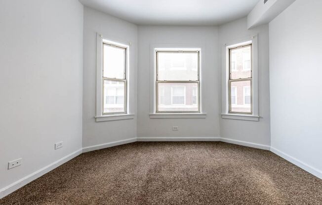 7131 S Yates