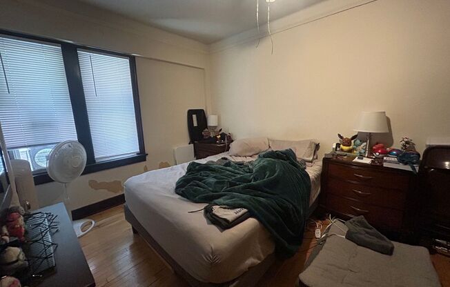 1 bed, 1 bath, $1,045, Unit 8