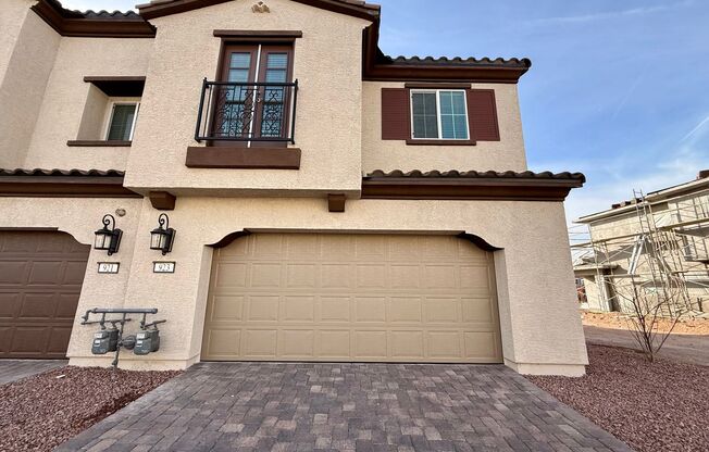 BRAND NEW 3 BED 2.5 BATH 2 CAR GARAGE TOWNHOUSE WITH LOFT AND COMMUNITY POOL!