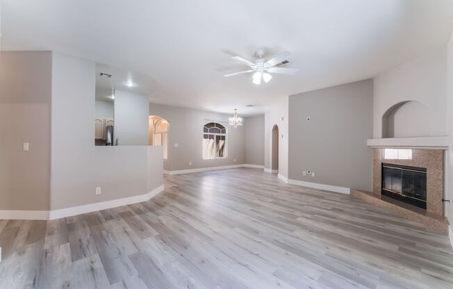 Beautiful 2 Bedroom 2 Bath Condo in Red Hills Community