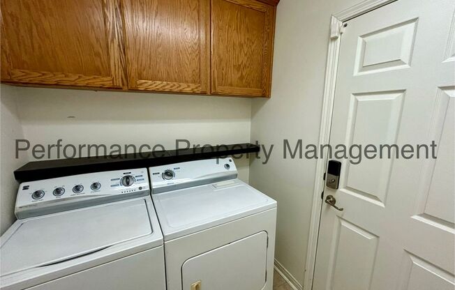 3 beds, 2 baths, $2,300