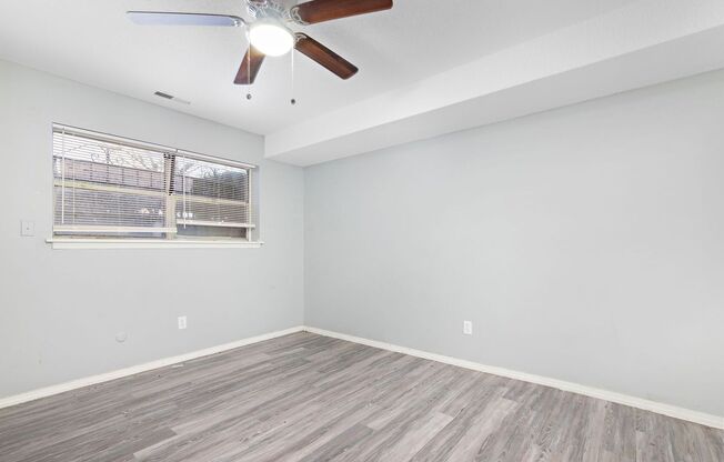 Spacious 2-Bedroom Apartment in a Gated Community – Prime KCK Location!