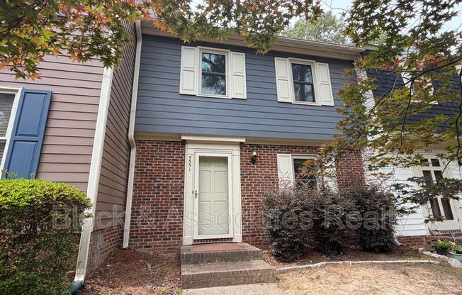 5551 HAMSTEAD XING