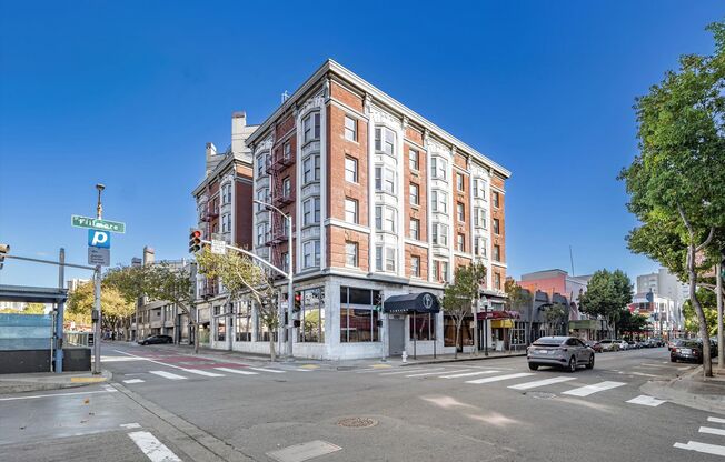 1548-1560 Fillmore Street/ 1795 Geary Apartments*