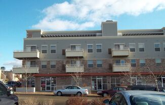 123 King St