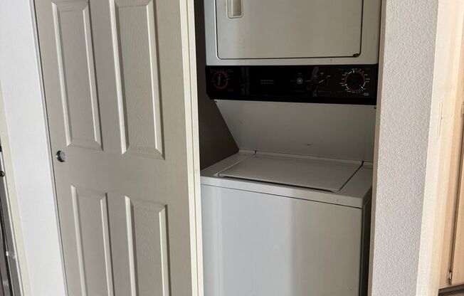 1 bedroom 1 ba in Mission Valley, Available now!