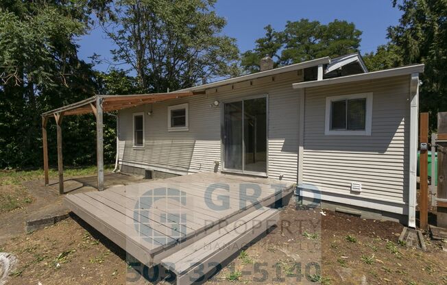 2 Bedroom Home Available in Southeast Woodstock Neighborhood!