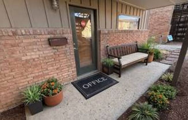 1 bed, 1 bath, 840 sqft, $1,095, Unit 7202