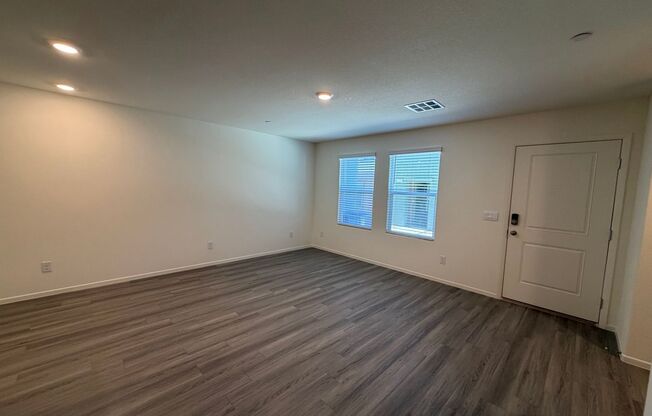 Modern Living in a Brand New 3 Bed Townhome!