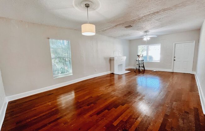 3/2 Historic Home Available NOW!