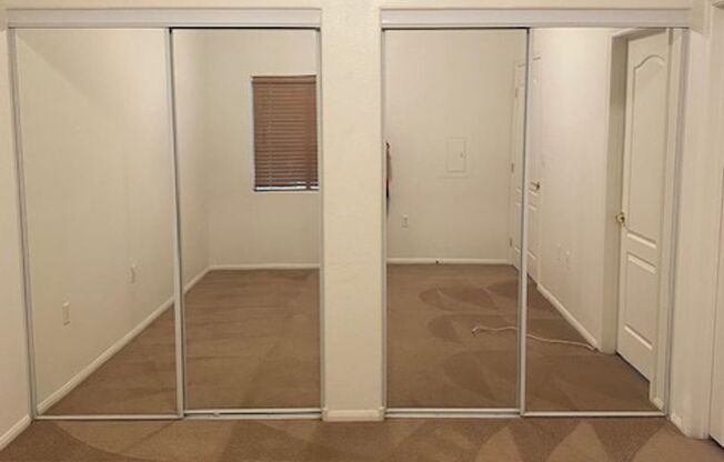 2 beds, 2 baths, $1,795, Unit UNIT 3813