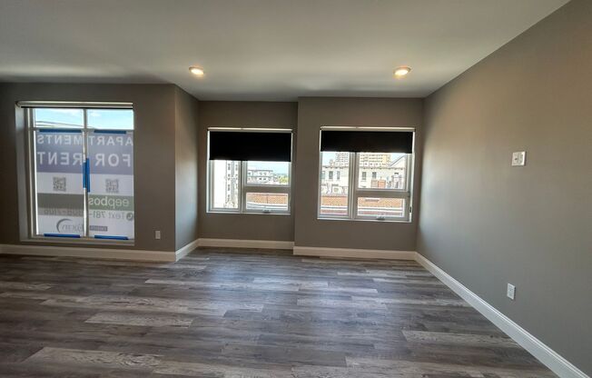 3 beds, 1 bath, 1,010 sqft, $3,600, Unit 301