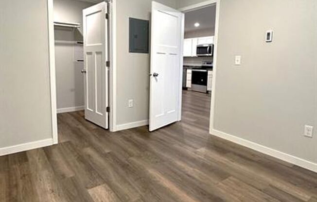 3 beds, 2 baths, 1,225 sqft, $1,695, Unit 113