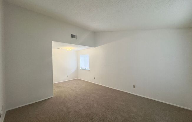 2 beds, 1 bath, 804 sqft, $1,450, Unit A