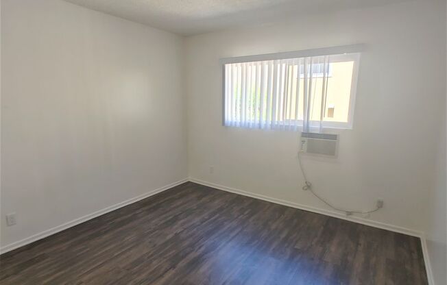 3311 ROWENA AVE.