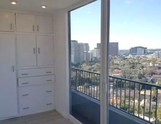 2 beds, 2 baths, 1,182 sqft, $6,395, Unit 2103