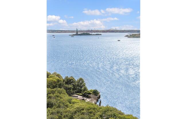 1 bed, 1 bath, 650 sqft, $5,000, Unit 26D