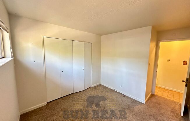 3 beds, 2 baths, $3,000