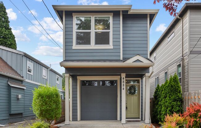 Bright and Modern Home Near Woodstock with Washer/Dryer, Fenced Yard