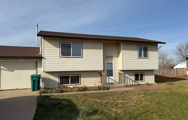 4 Bedroom, 2 Bath Home for Rent in Black Hawk SD