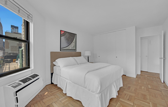 1 bed, 1 bath, 670 sqft, $3,800, Unit 16H