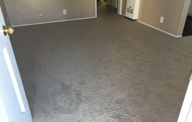 401 MARKET 5404 ELM