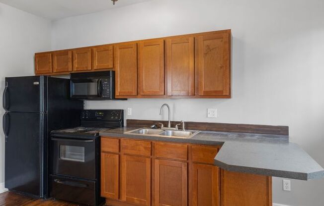 1 bed, 1 bath, 522 sqft, $875, Unit 8