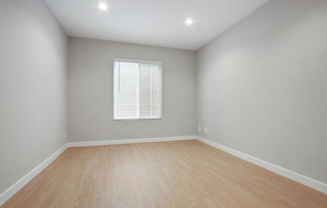 Welcome to 1525 Amherst Ave