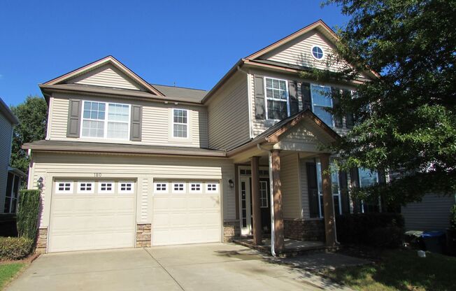 Grand 5 Bed/ 4 Bath Home - Waterlynn Subdivision - Chef's Kitchen - Sunroom - Covered Back Deck - Community Pool