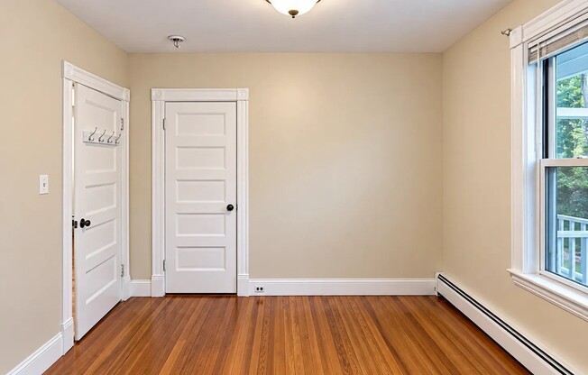 3 beds, 2 baths, 1,500 sqft, $4,450, Unit 1