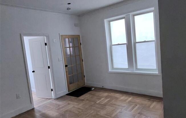 133 E 55 ST