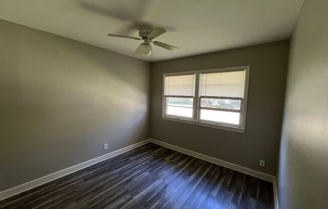 2 beds, 1 bath, $1,050