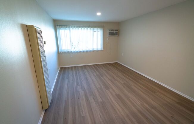 1 bed, 1 bath, 695 sqft, $1,848, Unit 309