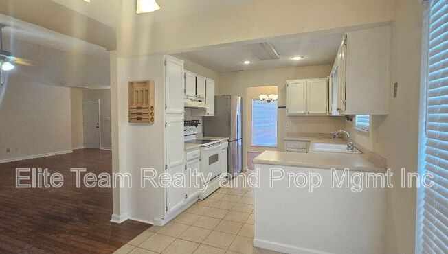 3738 SWEETGRASS LN