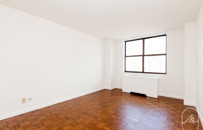 1 bed, 1 bath, $4,250, Unit 11J